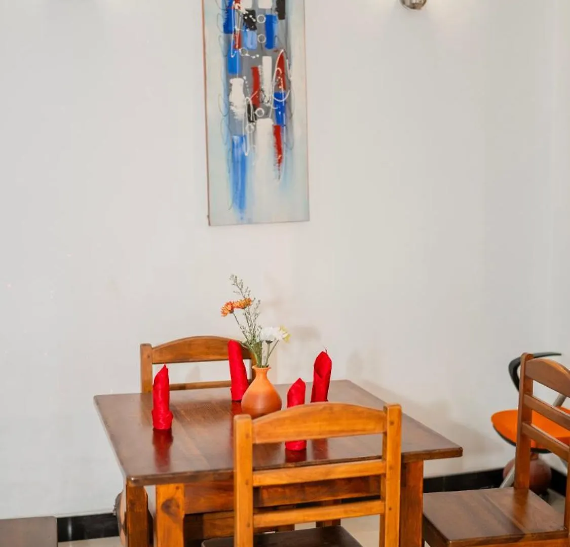 Yash Rest Inn Negombo 0*,